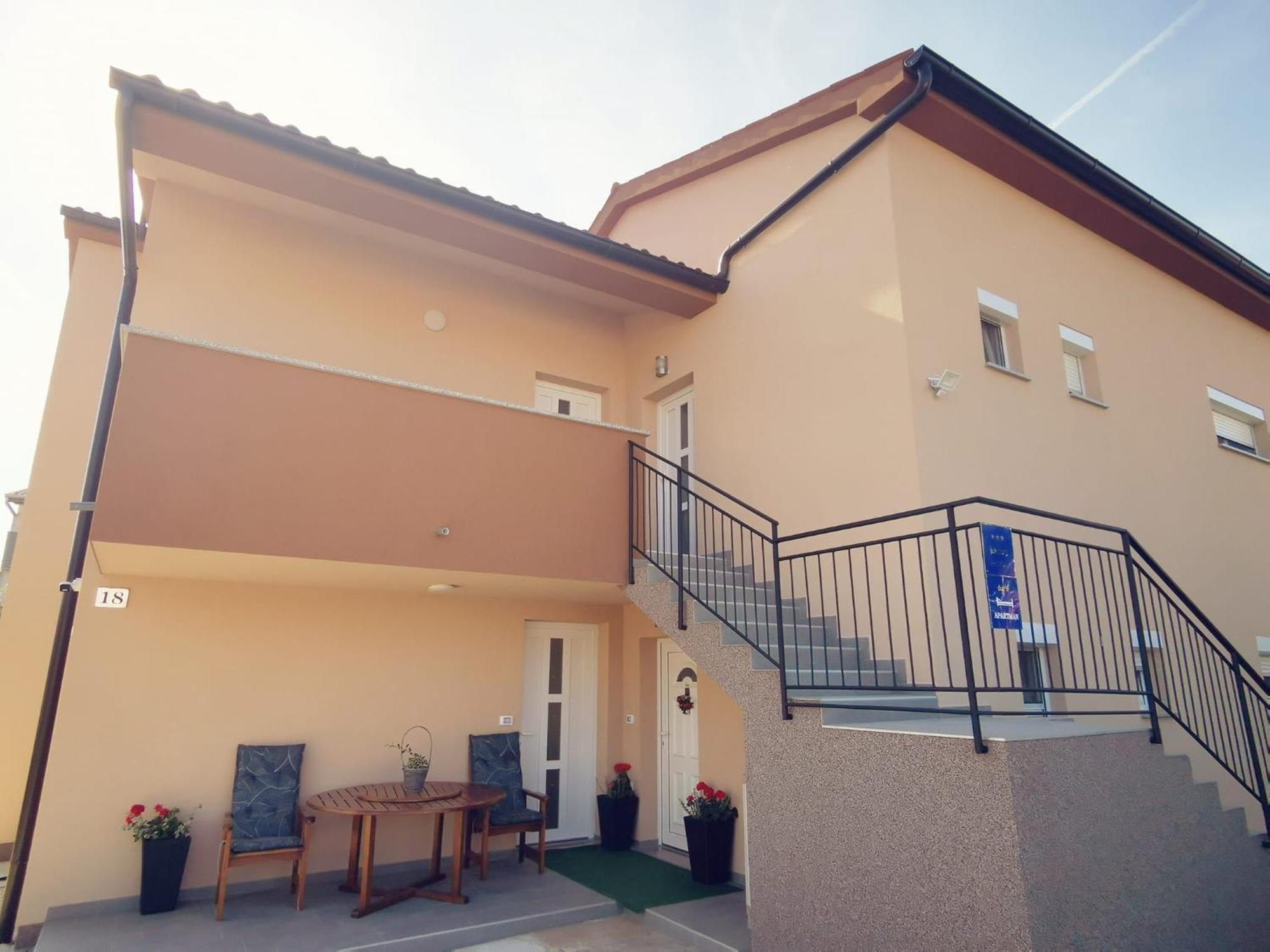 Apartmani Marco,Lukas,Patrick,David,Blizu Centra I Mora Sa Free Privatnim Parkingom Pula Zewnętrze zdjęcie