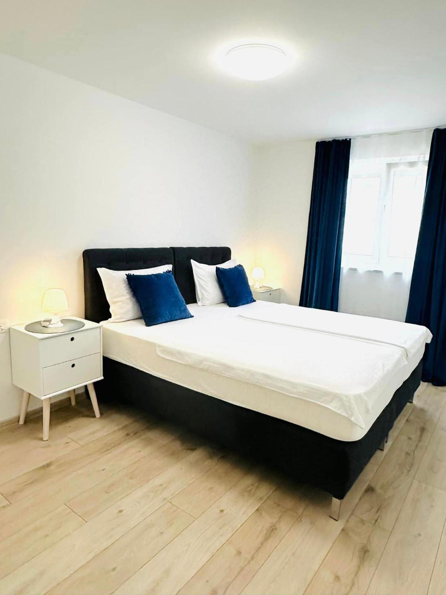 Apartmani Marco,Lukas,Patrick,David,Blizu Centra I Mora Sa Free Privatnim Parkingom Pula Zewnętrze zdjęcie